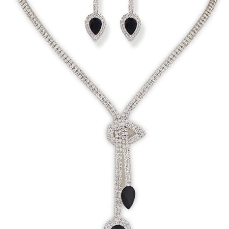 Stylish Fancy Sparkling Crystal Diamond Necklace Jewellery Set